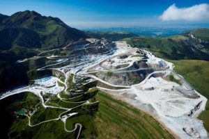 Carrière de talc à Trimouns, dans les Pyrénées