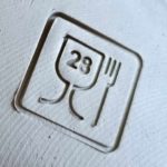 tampon alimentaire avec le chiffre 28 indiquant le plus haut niveau de sécurité au niveau contact avec des aliments